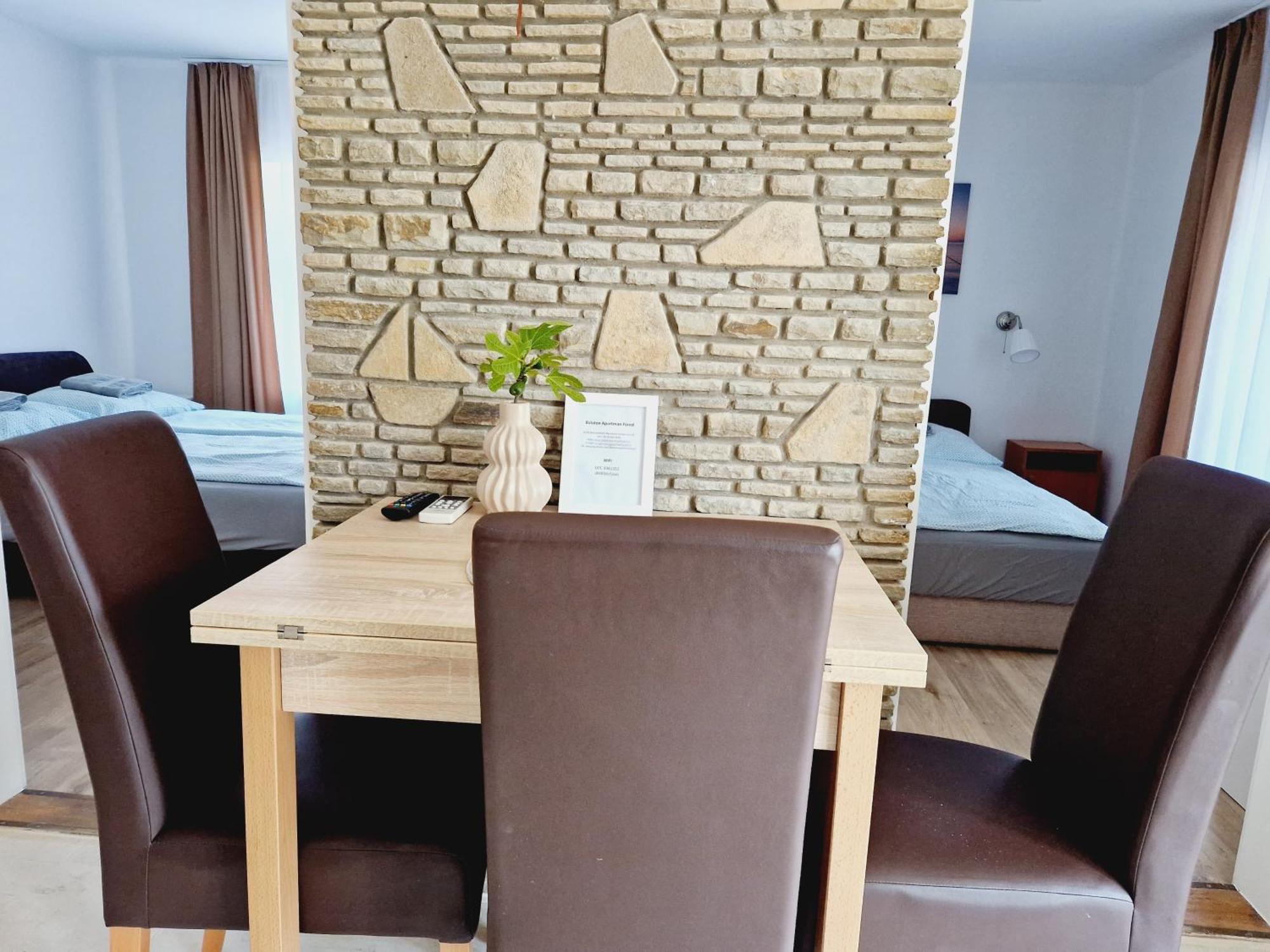 Balaton Apartman Fuered Balatonfüred Buitenkant foto