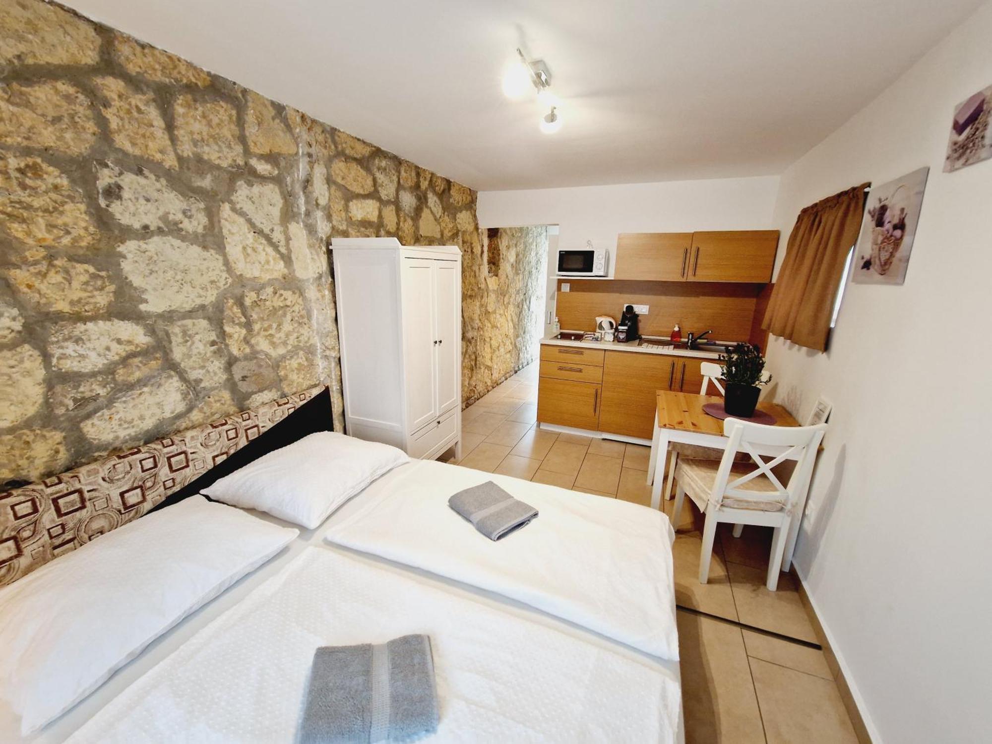Balaton Apartman Fuered Balatonfüred Buitenkant foto